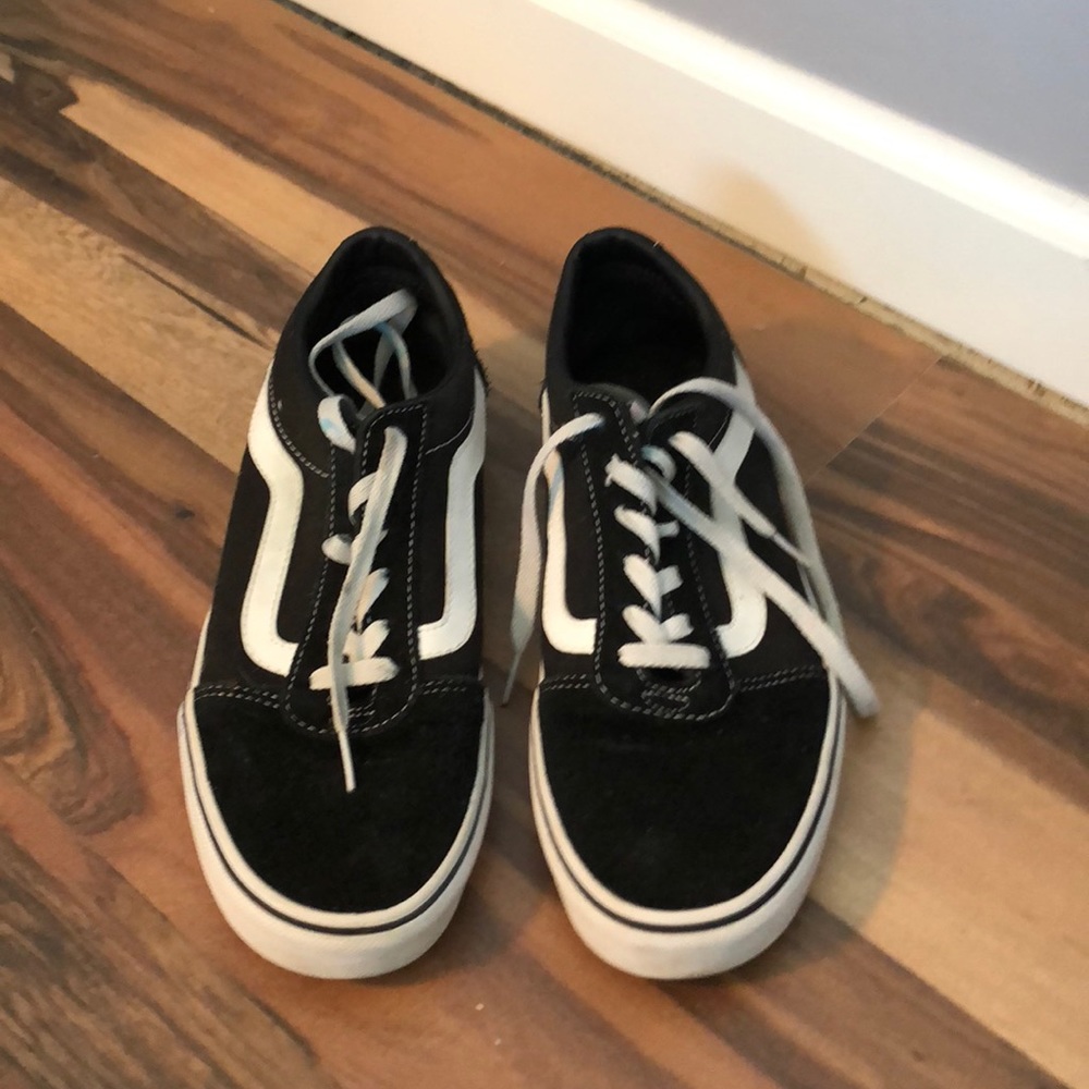 Black Vans